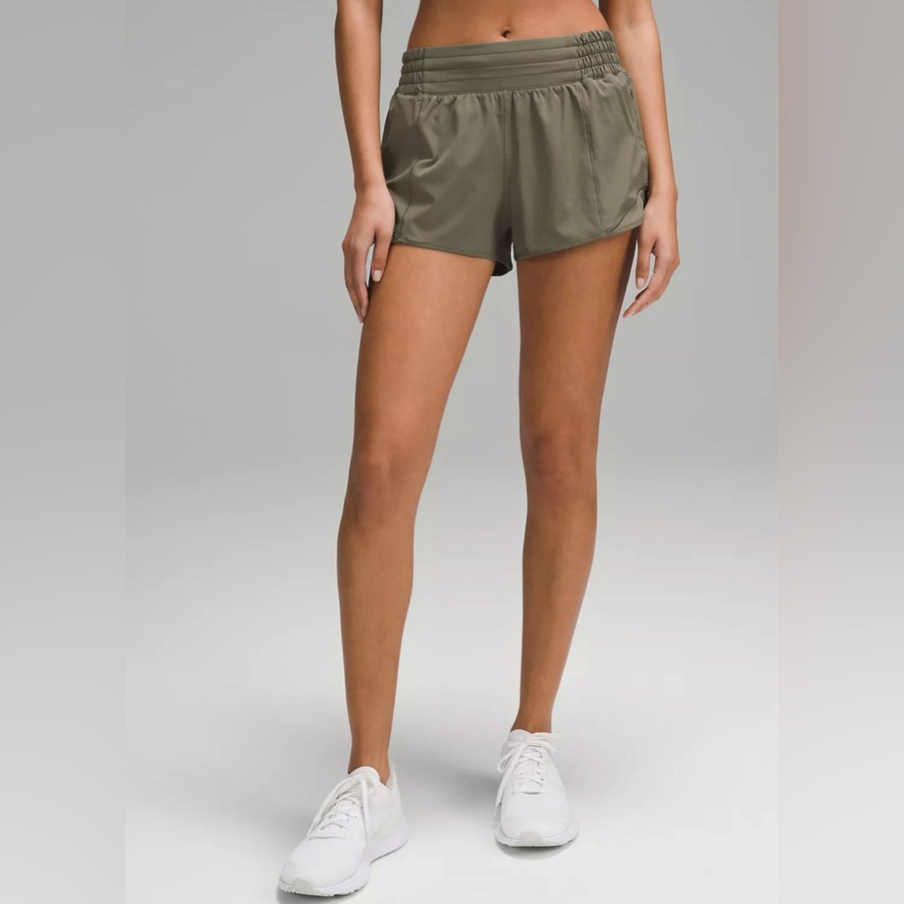 Hotty Hot High-Rise Lined Short 2.5" - Army Green